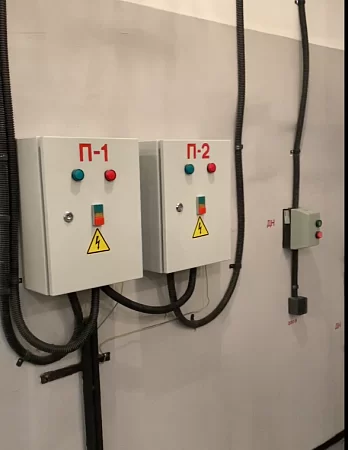 Шкаф управления электроприводом гермоклапанов